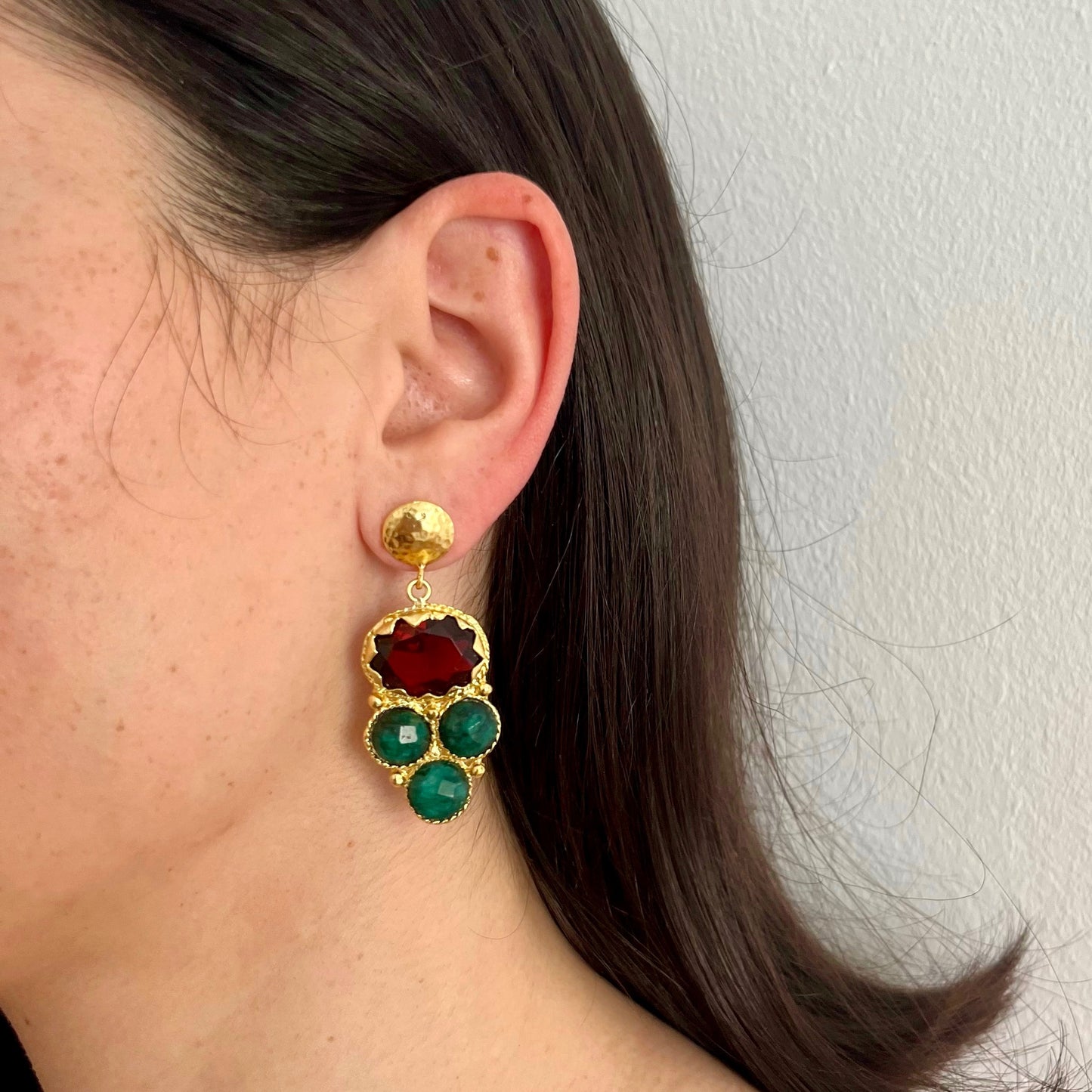 PENDIENTES UVITA