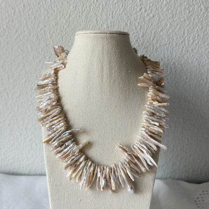 COLLAR